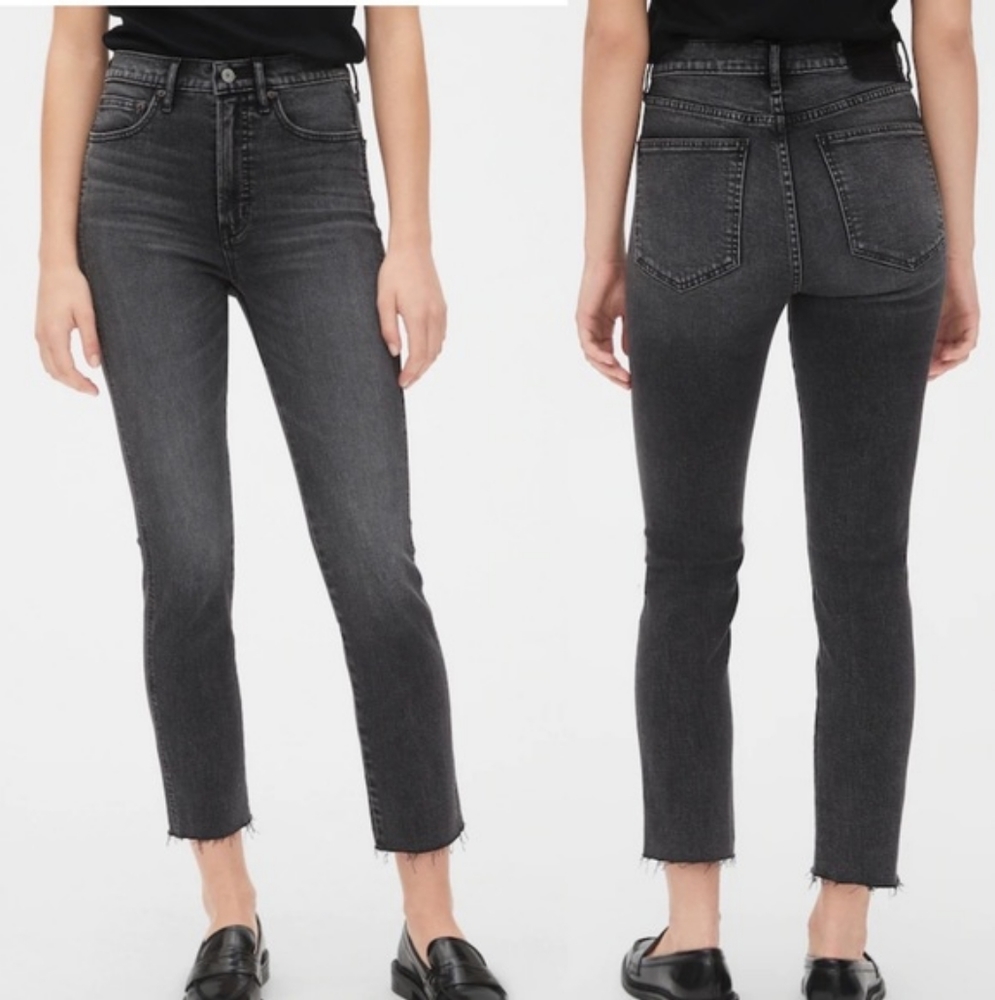 NWT Gap faded black denim high rise cigarette